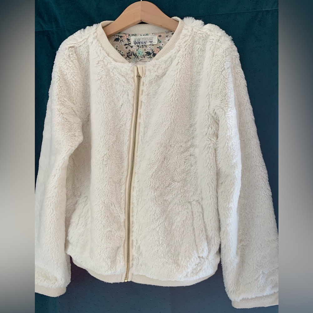 Girls luxurious teddy bear jacket size 8-10